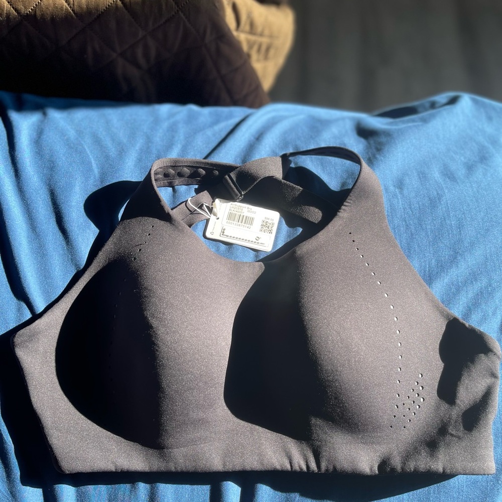 Lululemon air support bra